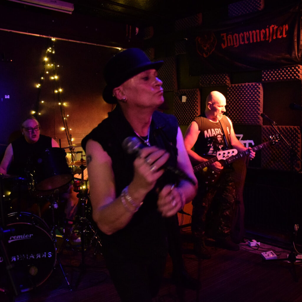 Snide Remarks at The Three Tuns